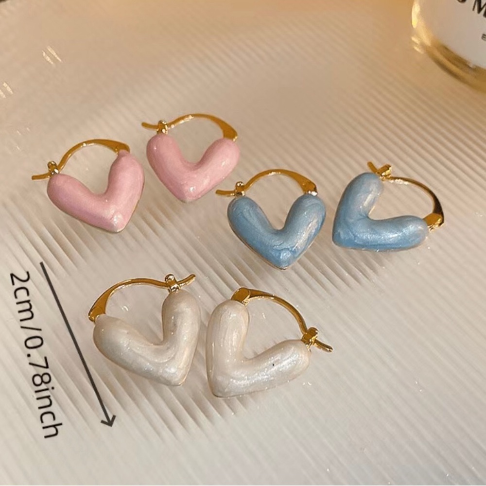 110825 Love Heart Hoop Earrings Pink - Picture 6 of 8